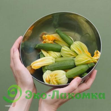 Цветы цукини с плодом от Анастасии и Сергея